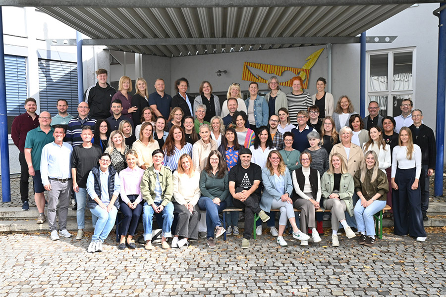 Lehrkräfte der Grund- und Mitttelschule St Josef in Straubing